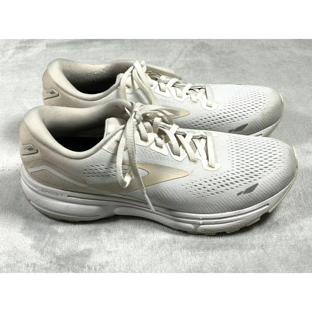 Brooks Ghost 15 Running Shoes Women's 9.5 White Cream Athletic Sneakers Mesh